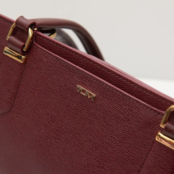 Tumi Sinclair Travel Tote Canvas Coated With Continental Wallet Work Burgundy - Picture 8 of 15